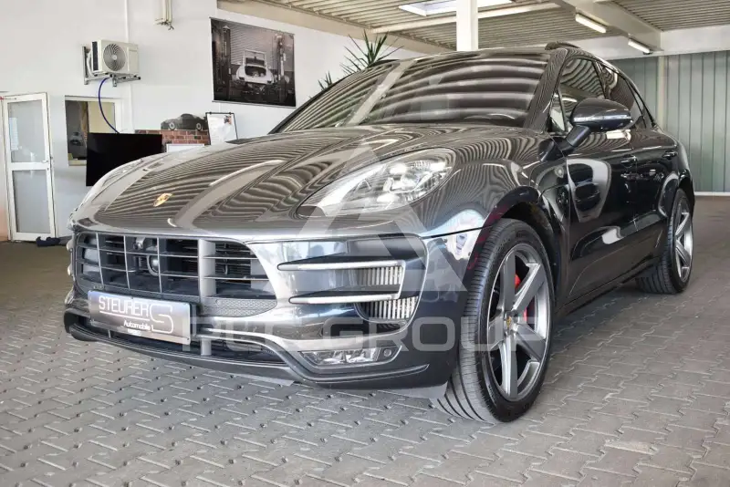 2018 Porsche MACAN