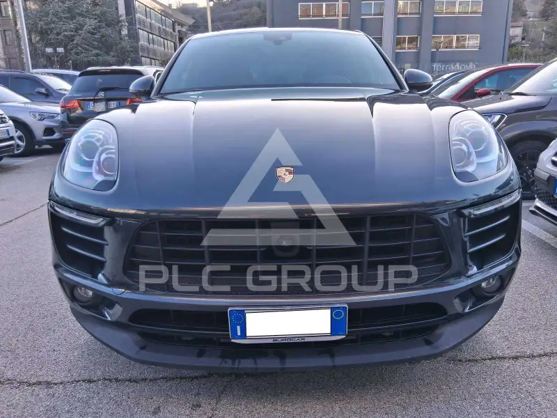 2018 Porsche MACAN