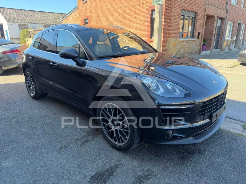 2018 Porsche MACAN