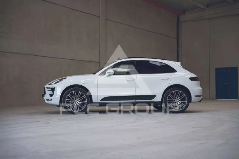 2018 Porsche MACAN