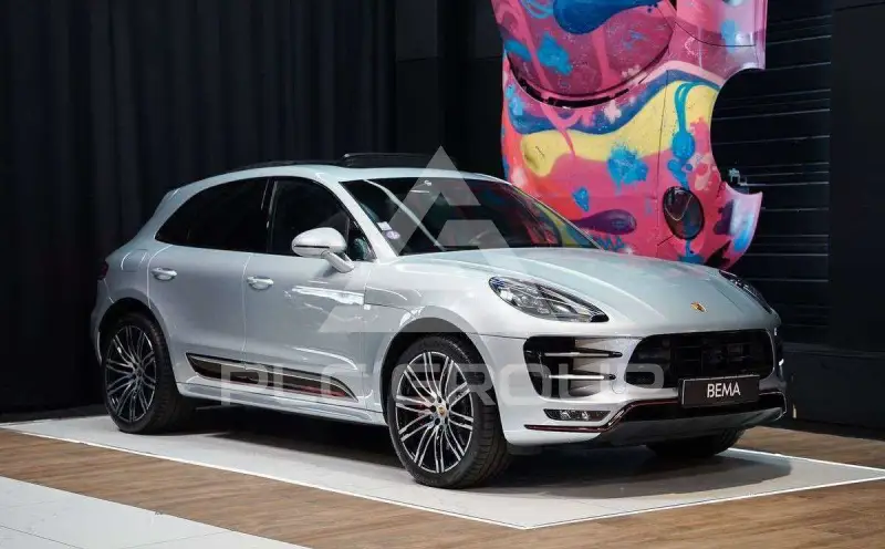 2018 Porsche MACAN