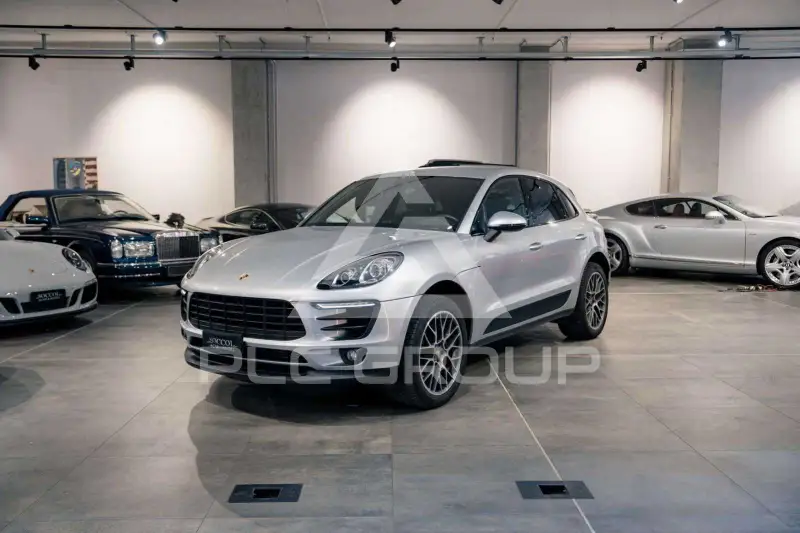 2018 Porsche MACAN