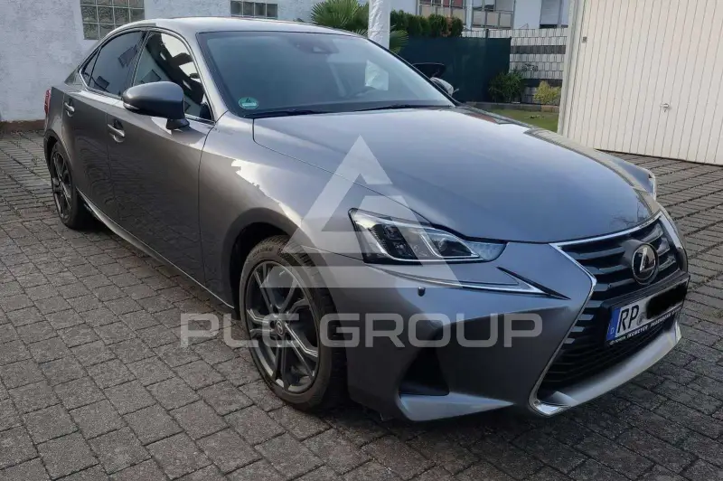 2018 Lexus IS300