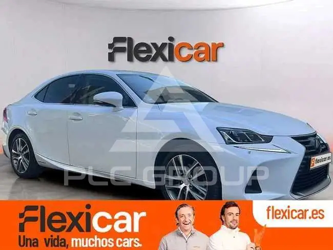 2018 Lexus IS300
