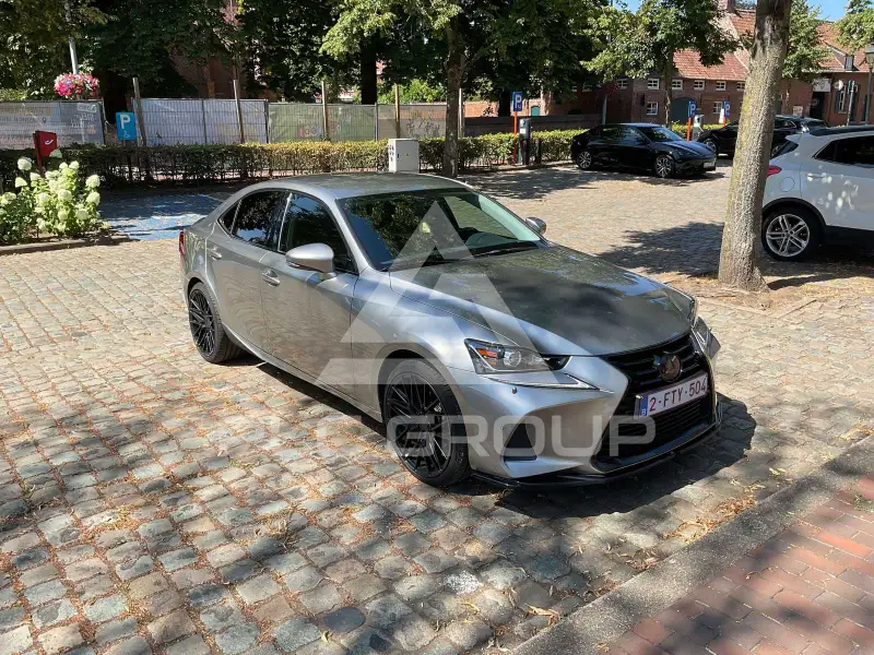 2018 Lexus IS300
