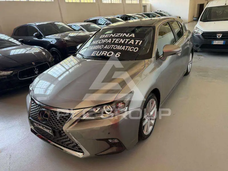 2018 Lexus CT200