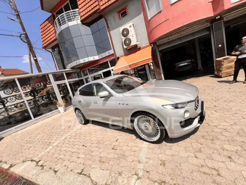 2018 Maserati LEVANTE