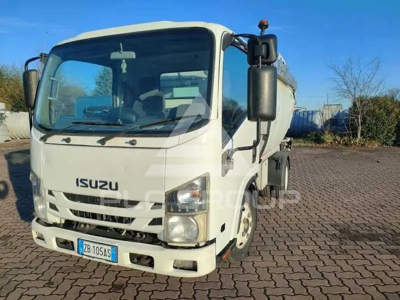2018 Isuzu NPR