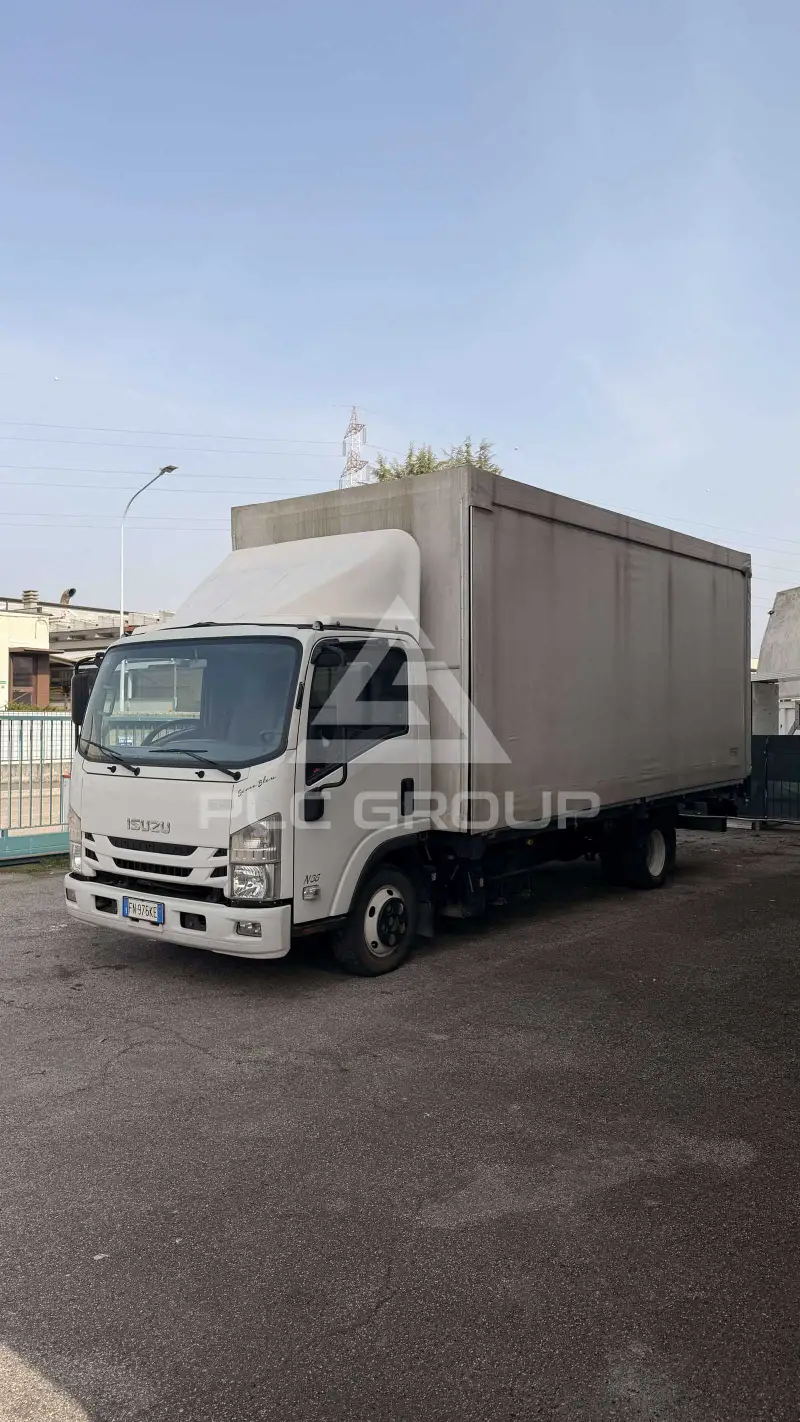 2018 Isuzu 