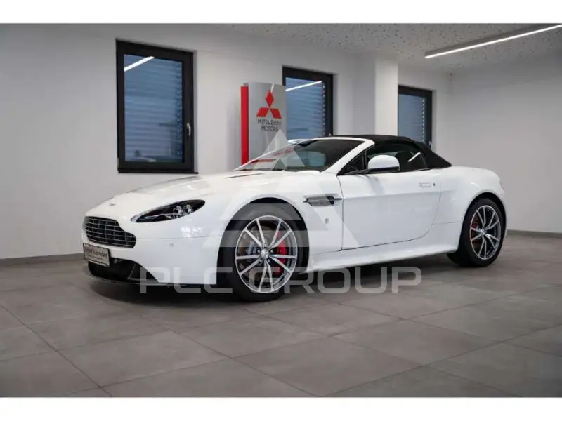 2018 Aston Martin V8