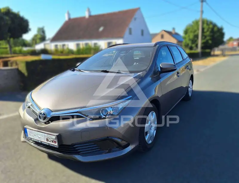 2018 Toyota AURIS