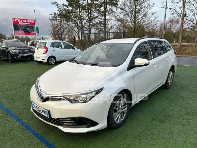 2018 Toyota AURIS