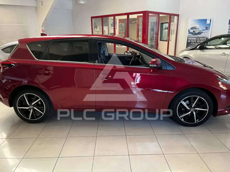 2018 Toyota AURIS