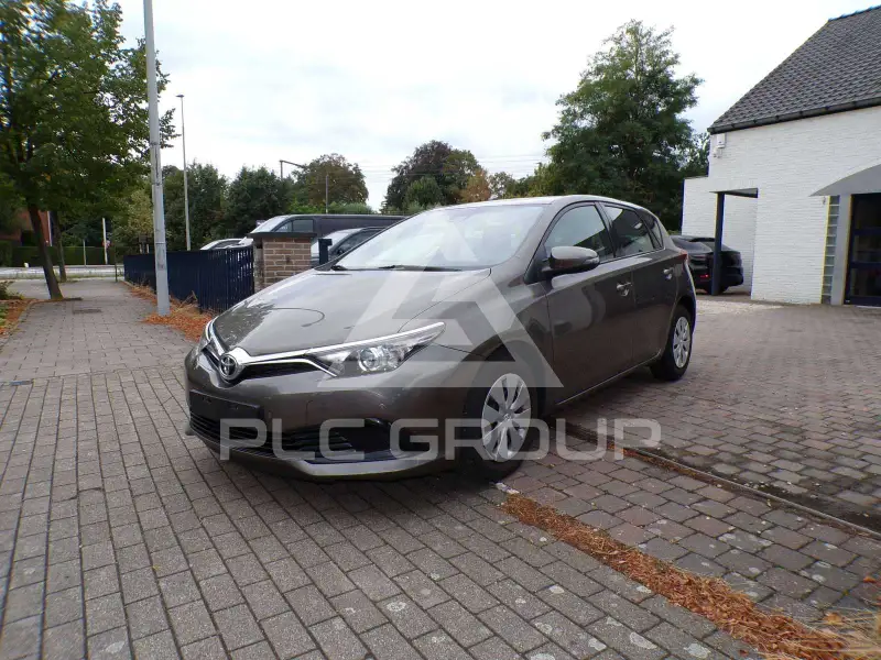 2018 Toyota AURIS