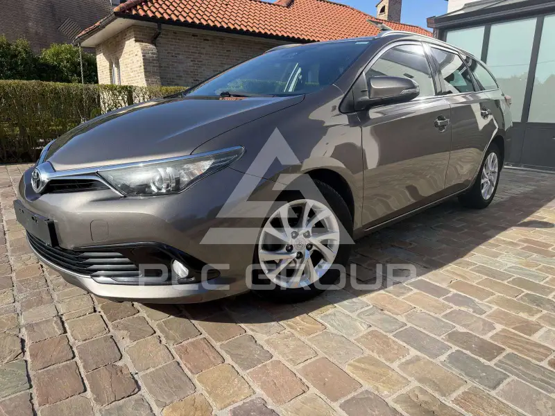2018 Toyota AURIS