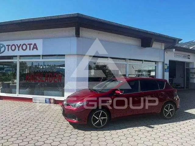 2018 Toyota AURIS