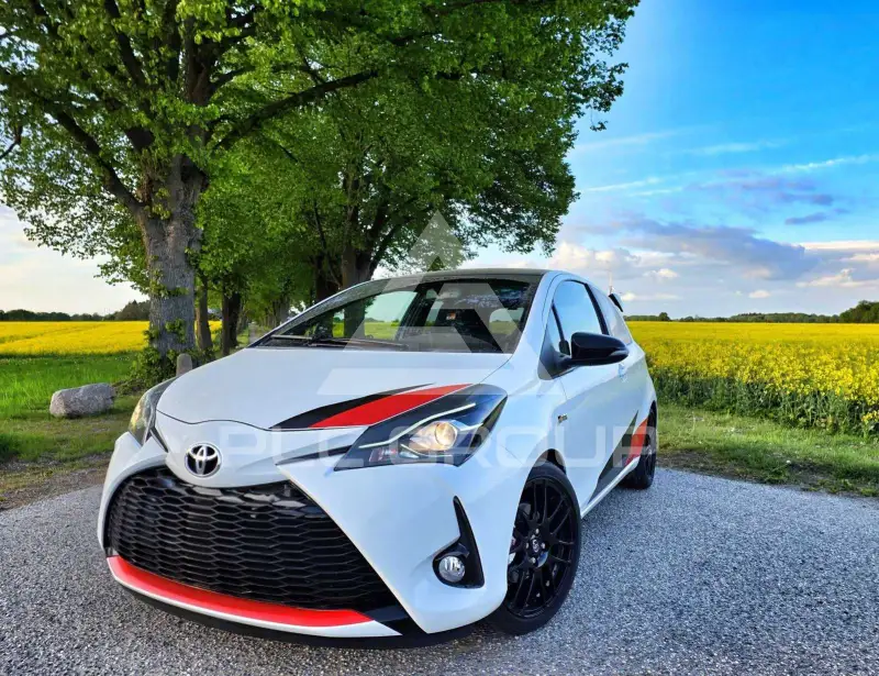 2018 Toyota YARIS
