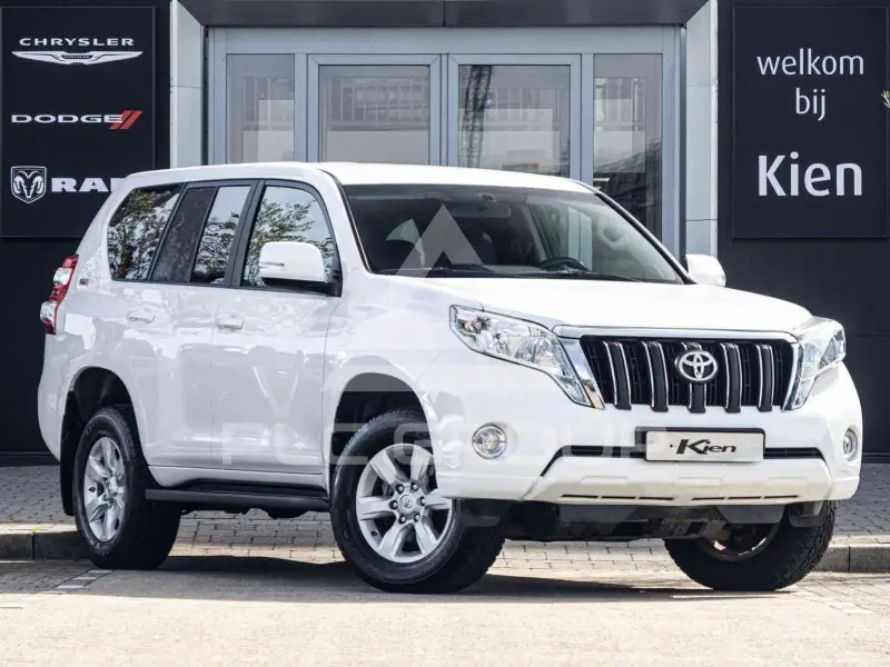 2018 Toyota LAND CRUISER