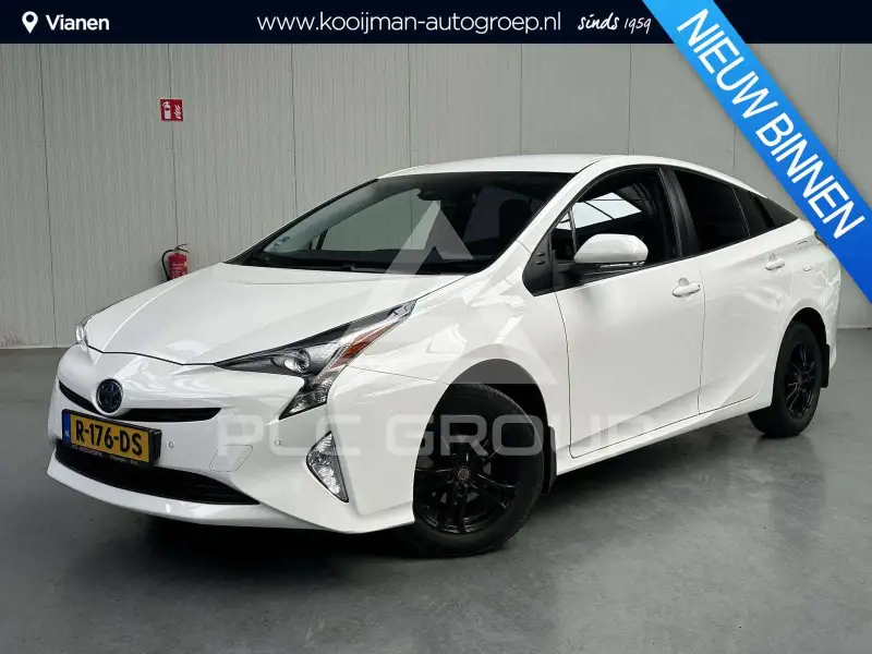 2018 Toyota PRIUS