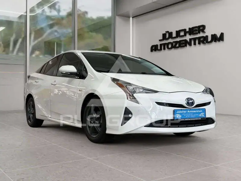 2018 Toyota PRIUS