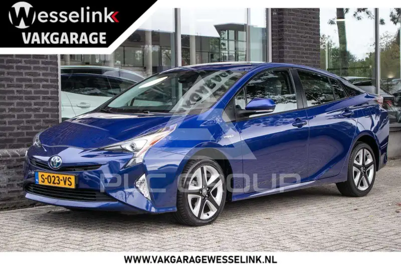 2018 Toyota PRIUS