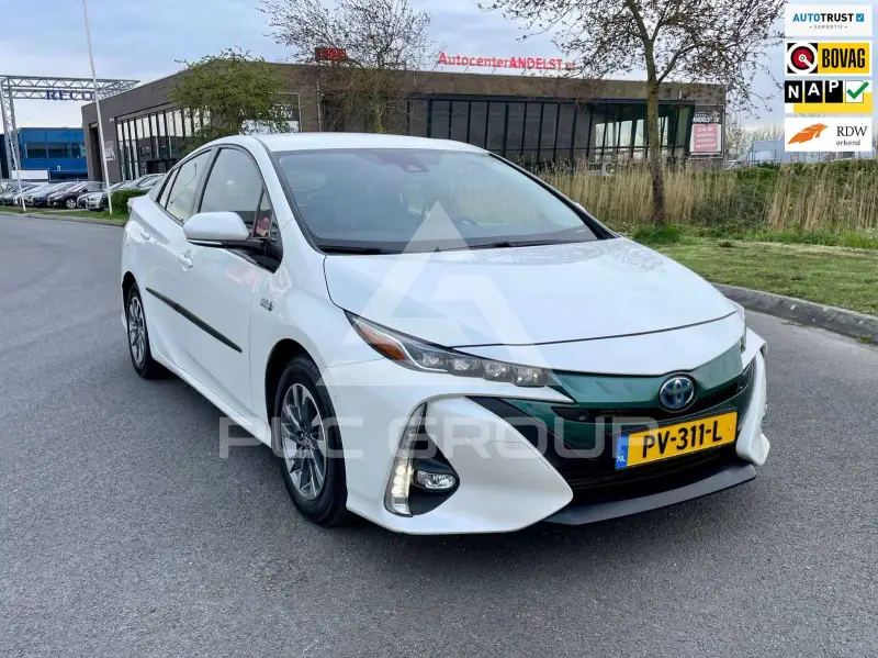 2018 Toyota PRIUS