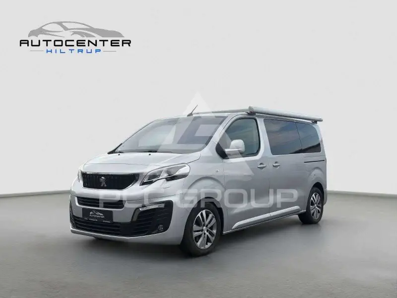 2018 Peugeot Traveller