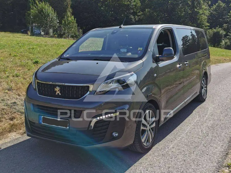 2018 Peugeot Traveller