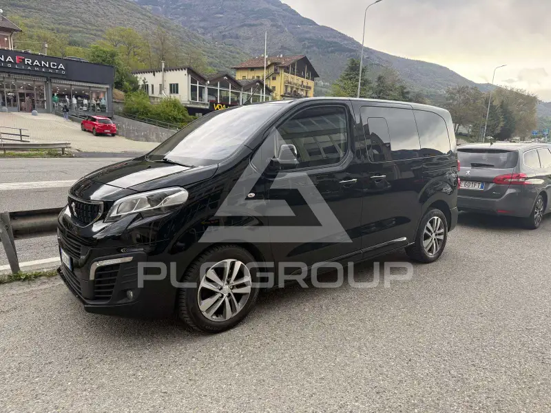 2018 Peugeot Traveller