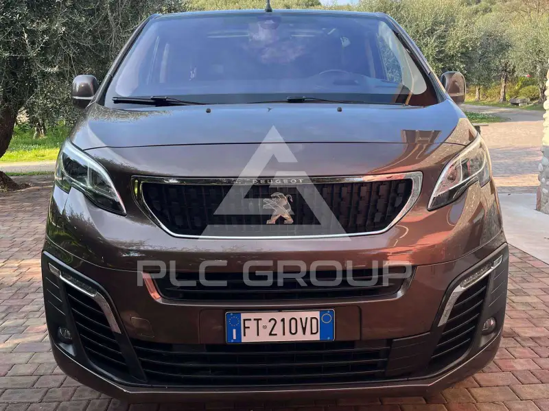 2018 Peugeot Traveller