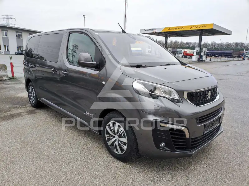 2018 Peugeot Traveller