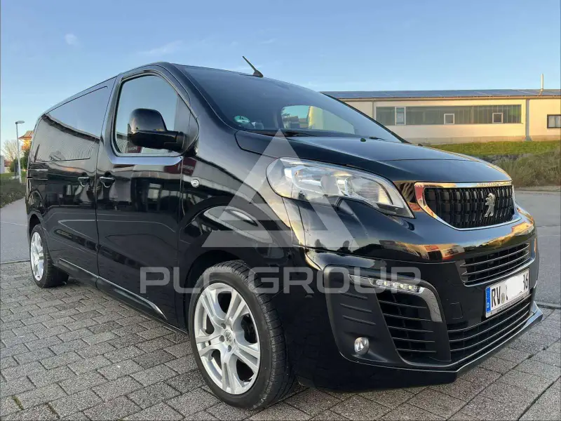 2018 Peugeot Traveller