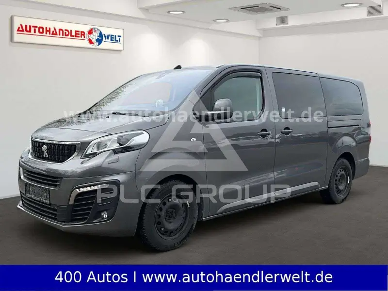 2018 Peugeot Traveller