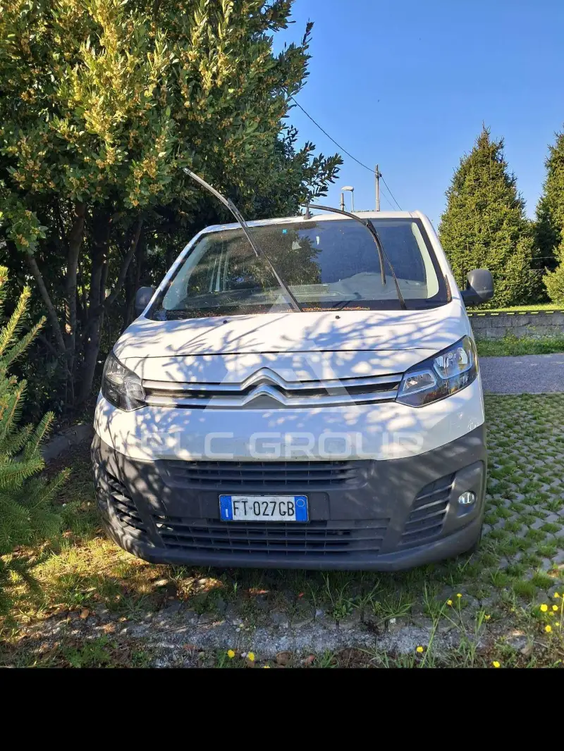 2018 Peugeot J9