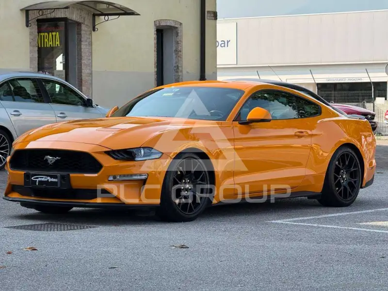 2018 Ford MUSTANG