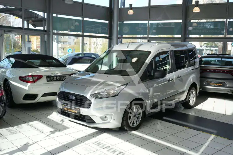 2018 Ford Tourneo