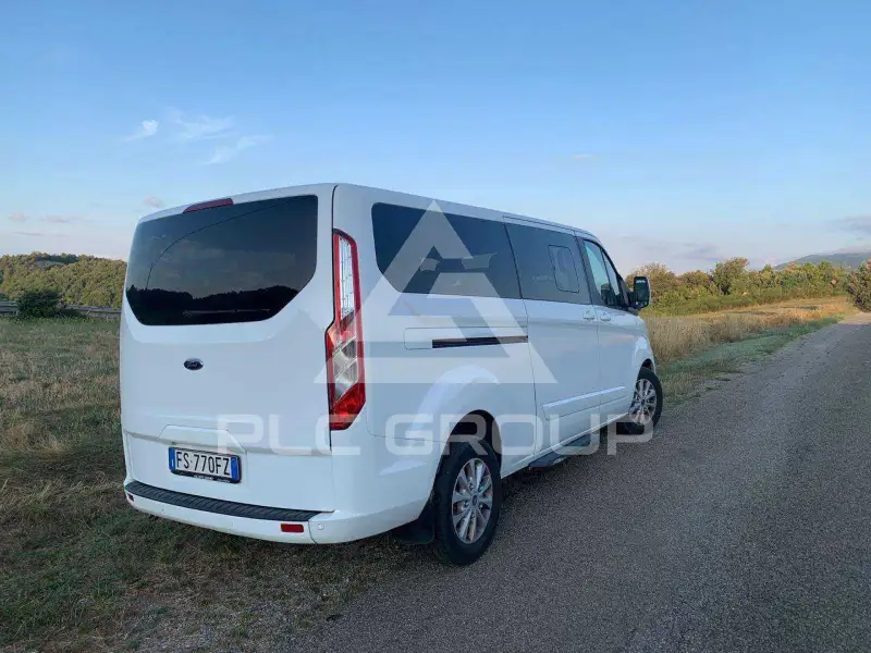 2018 Ford Tourneo