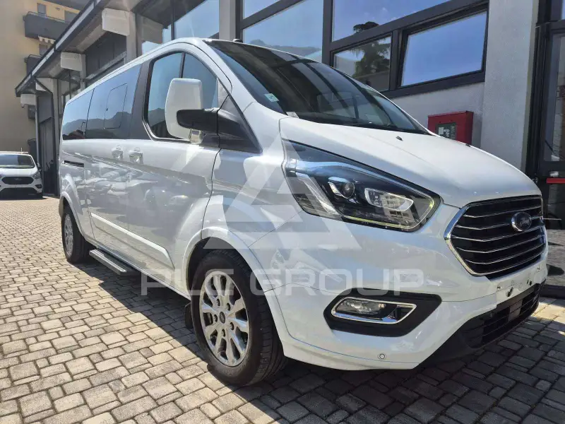 2018 Ford Tourneo