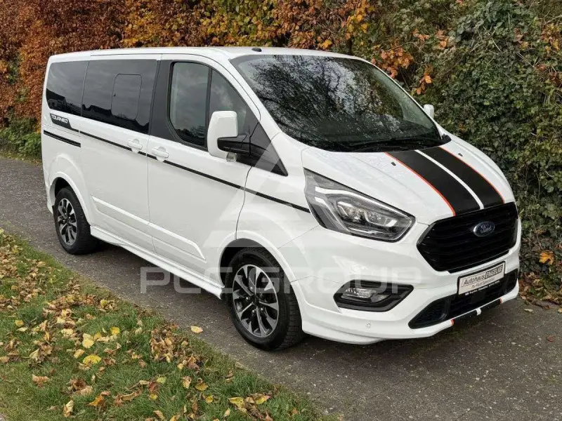 2018 Ford Tourneo
