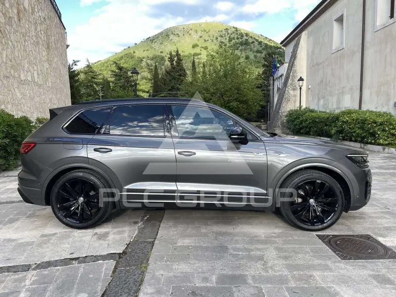 2018 Volkswagen Touareg