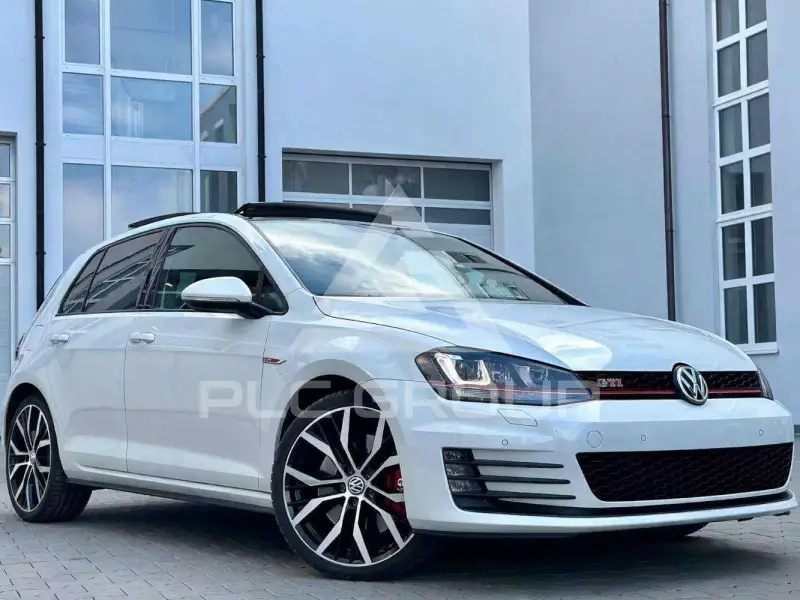 2018 Volkswagen GOLF