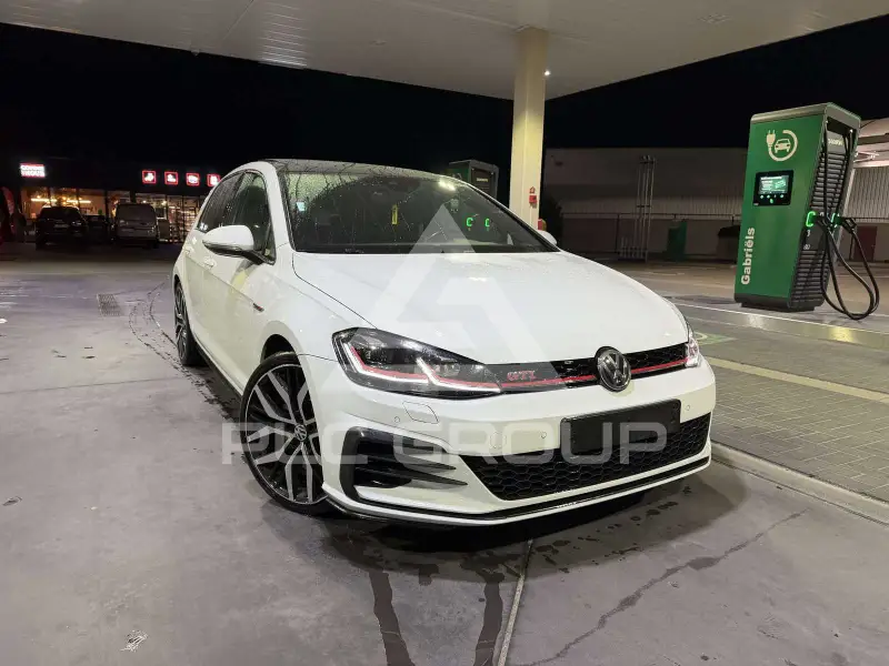 2018 Volkswagen GOLF