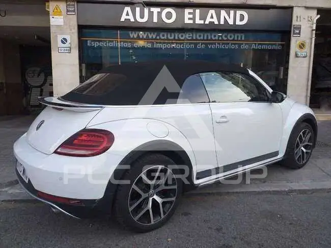 2018 Volkswagen BEETLE