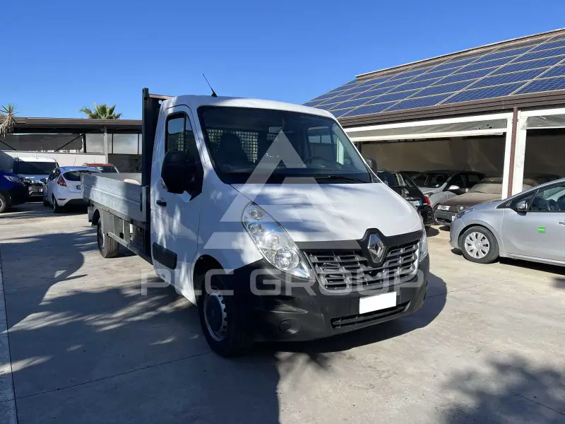 2018 Renault Master
