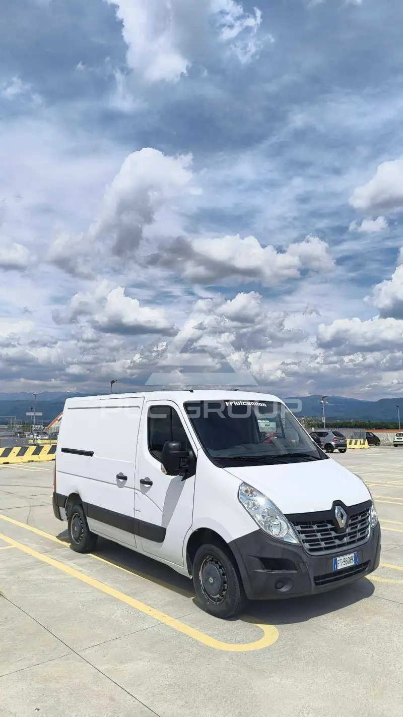 2018 Renault Master