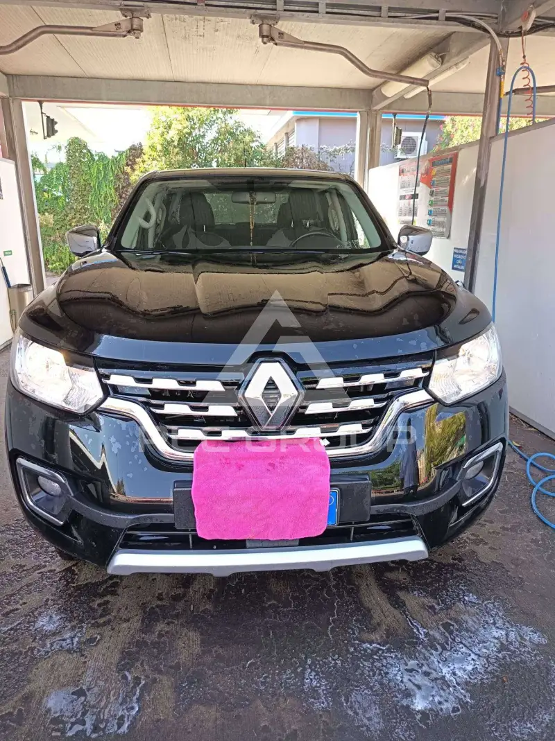 2018 Renault Alaskan