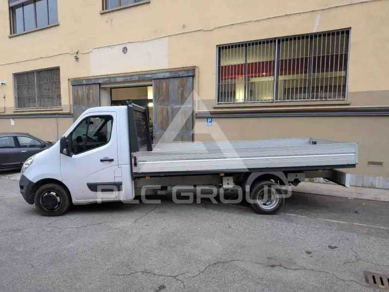 2018 Opel Movano