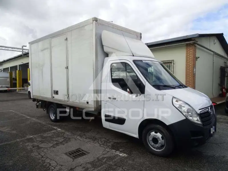 2018 Opel Movano