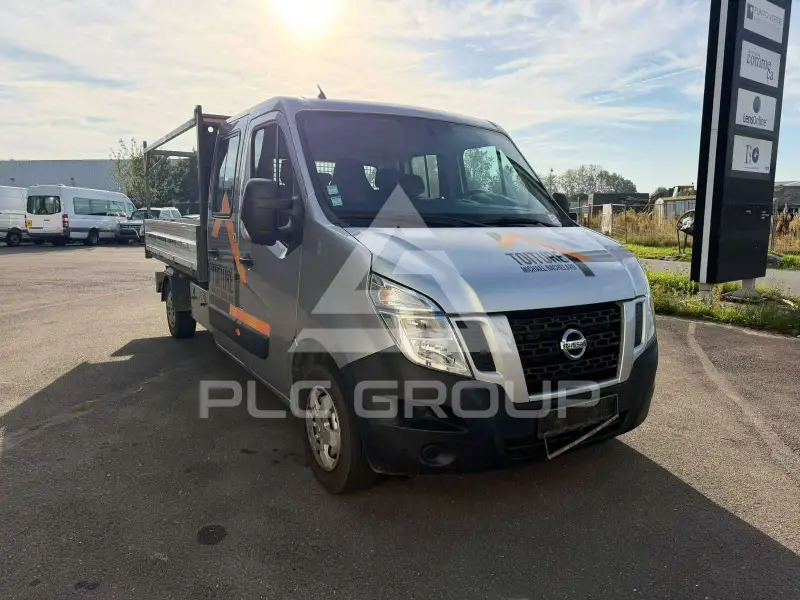 2019 Nissan NV 400