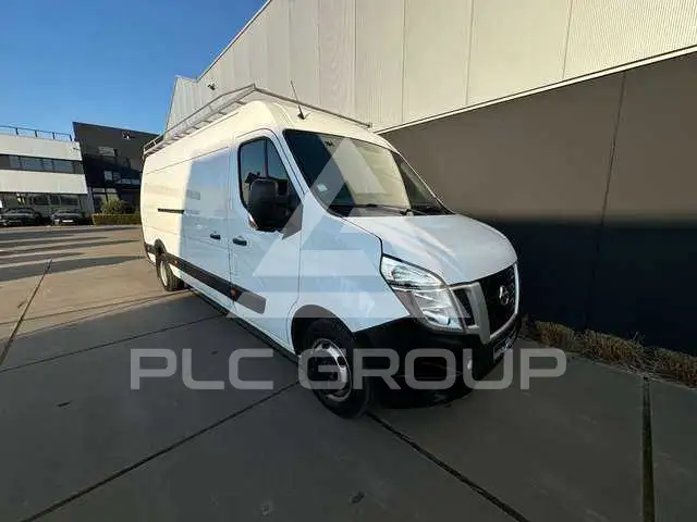 2019 Nissan NV 400